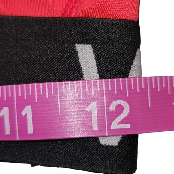 VICTORIA'S Secret Sport Bra Set of 2 - Picture 12 of 12